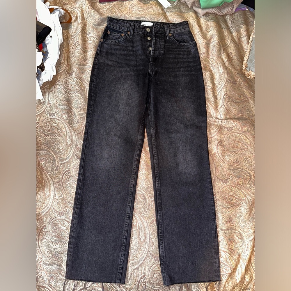 Zara High-Rise Ankle Leg Black Jeans